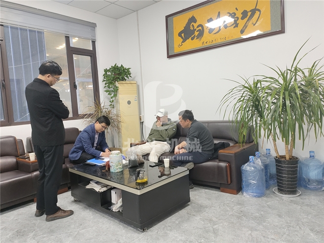 客戶探訪澳门伟德app的餐廚垃圾伟德线上平台官网下载生產基地
